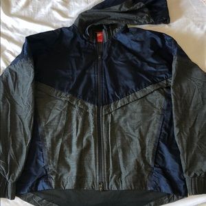 NIKE WINDBREAKER